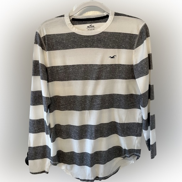 Hollister Other - Hollister Long Sleeve Tee. Size Men’s S. Color White and Grey.